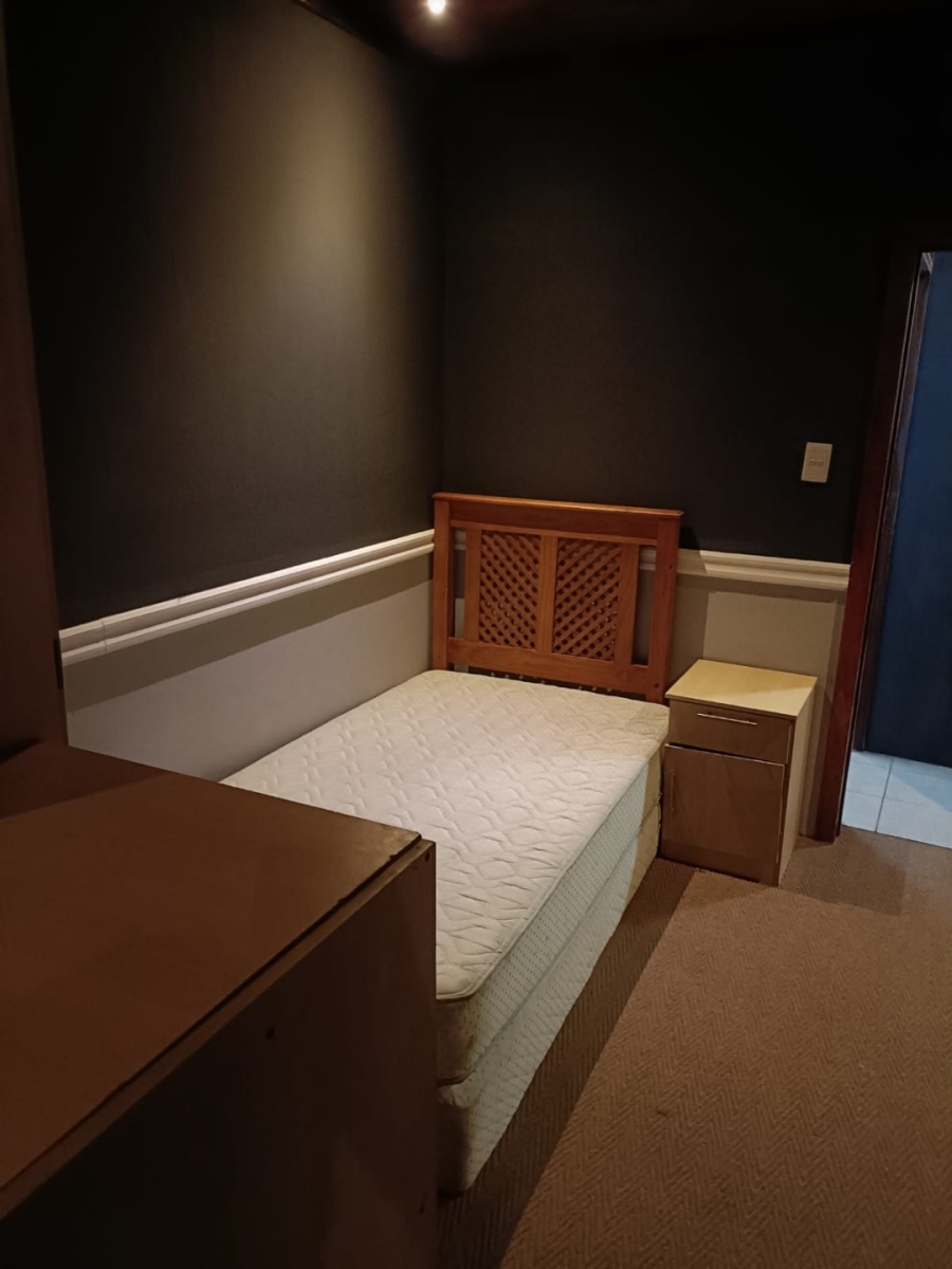 1 Bedroom Property for Sale in Brandwag Free State